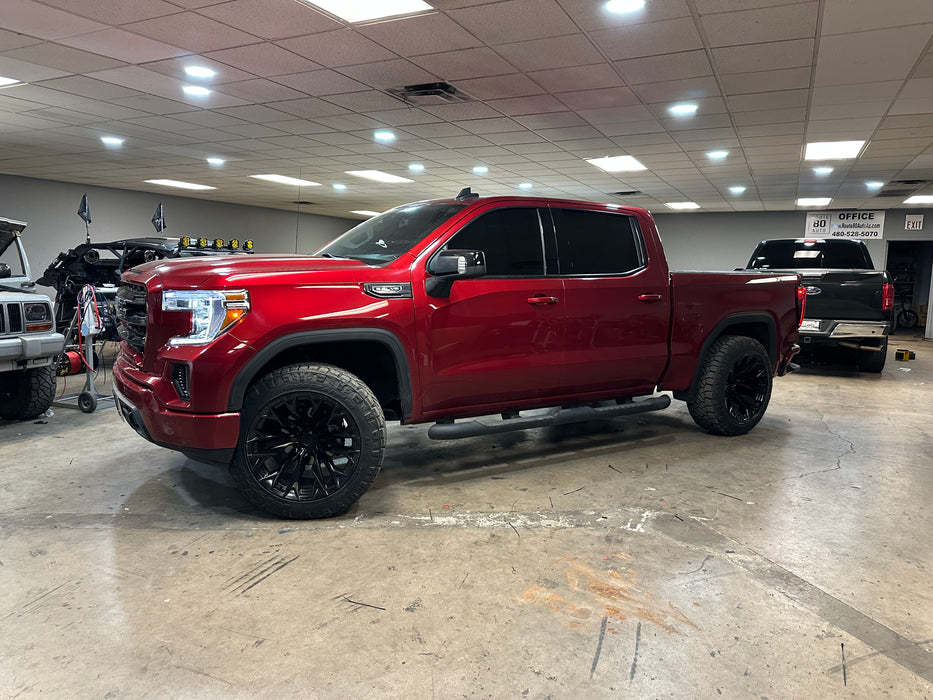3.5" Lift kit | 2019-2024 Chevy Silverado 1500 2WD/4WD | Rough Country