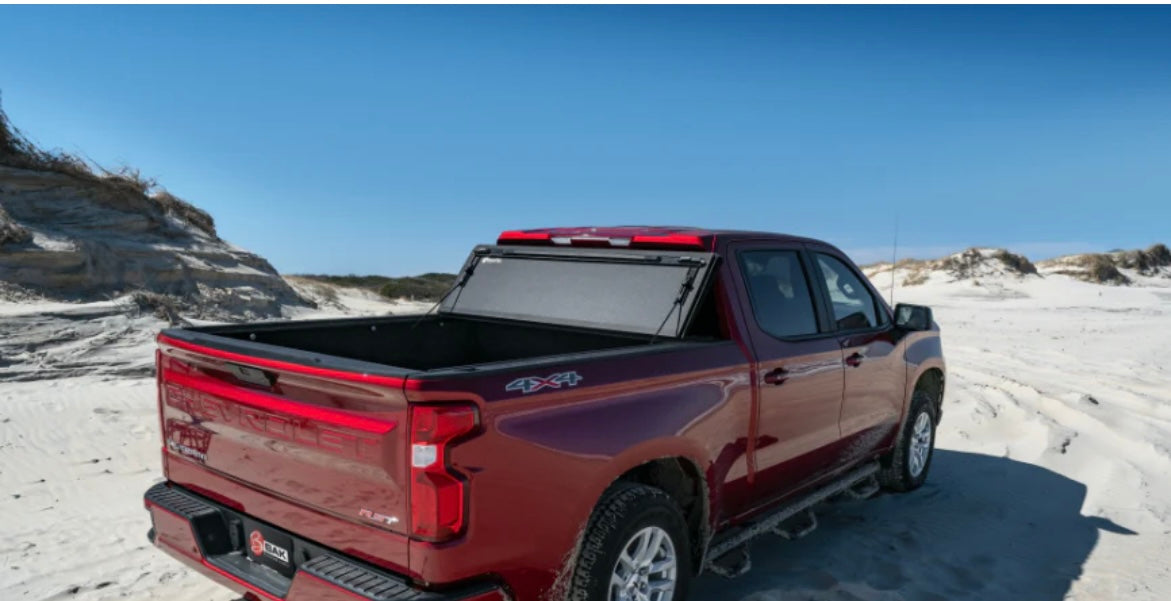 Bakflip MX4 Bed cover | 2004-2013 Chevy Silverado 1500 5'8ft bed