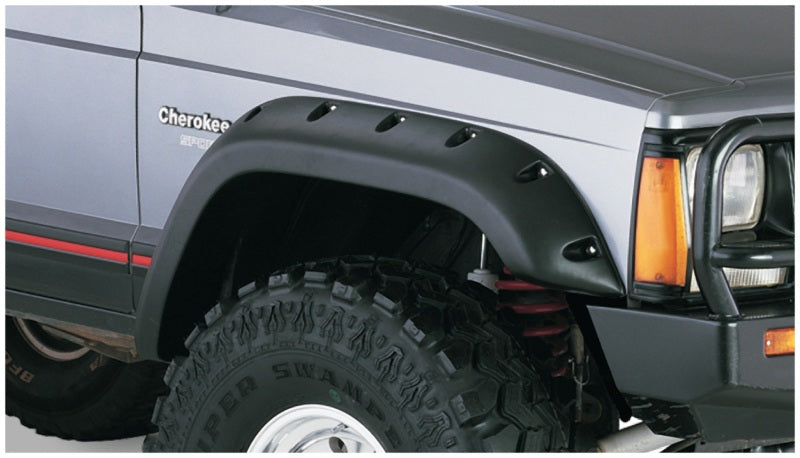 Bushwacker 84-01 Jeep Cherokee Cutout Style Flares 4pc Fits 4-Door Sport Utility Only - Black