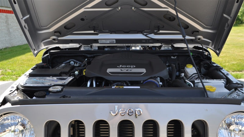 Volant 12-13 Jeep Wrangler 3.6L V6 Pro5 Closed Box Air Intake System