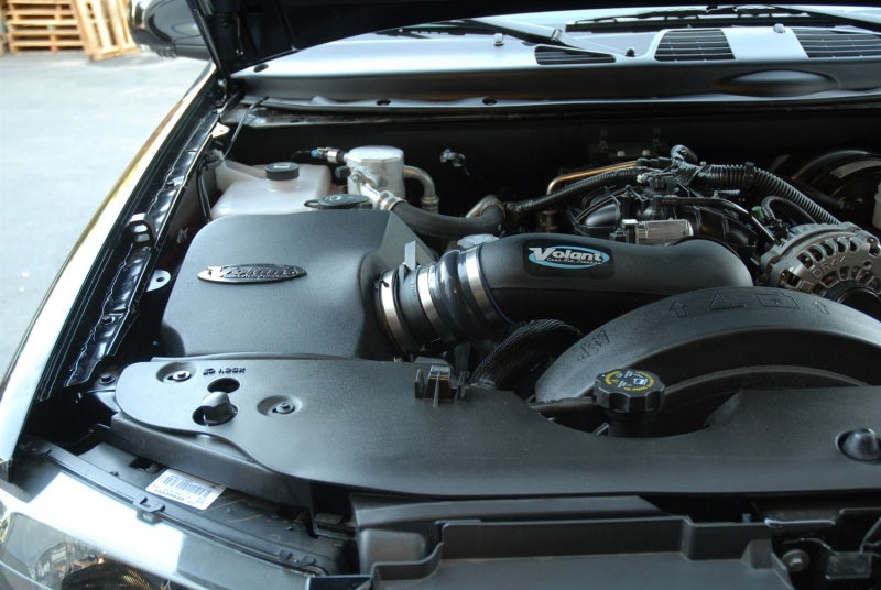 Volant 05-08 Chevrolet Trailblazer 5.3 V8 Pro5 Closed Box Air Intake System